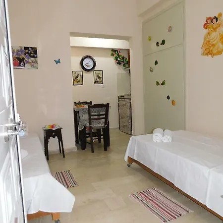 Studio Paralia Rethimnon